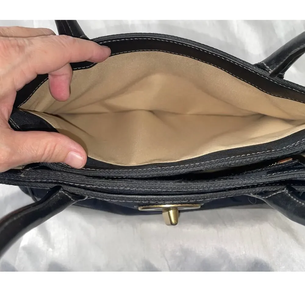Vintage Coach Hamptons Signature Madeline Purse - Style #11557